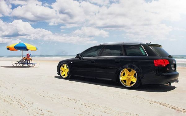 �W��S4���а���b