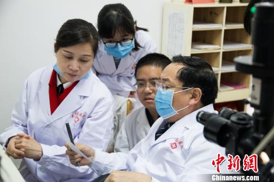 �������t�F꠸��}���K�^�_չ�x�\