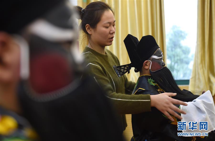 ���լ����������MУ�@ ��������߅