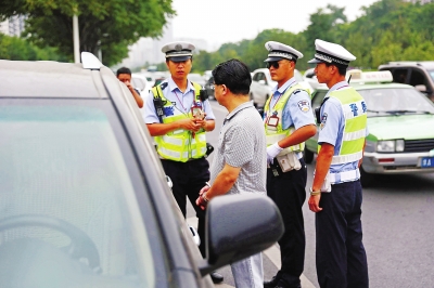 ��W�ֻ� ���ݽ����rͣδ��܇�v����ץ�@һ���ӷ�