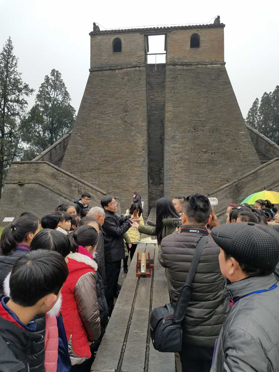 �Ƿ�Ⱥ�������_��ʳ��c����ʮ�Ĺ��⡱���z�ɹ�