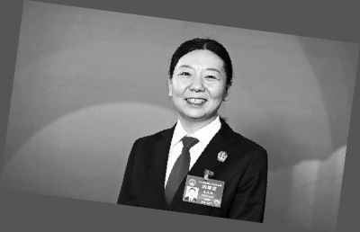 ���˹��￴��8λŮ��ȫ���˴�����ġ����c����