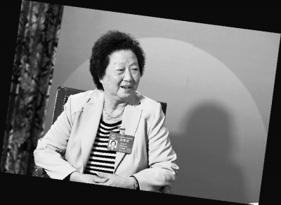 ���˹��￴��8λŮ��ȫ���˴�����ġ����c����