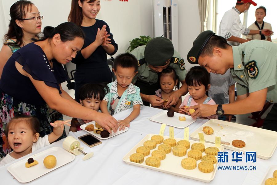 �����S��:�����A ܊������