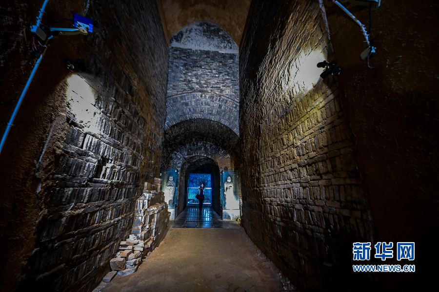 ���:��κ����ۡ����ꡱĹ�ҵ،m�_��