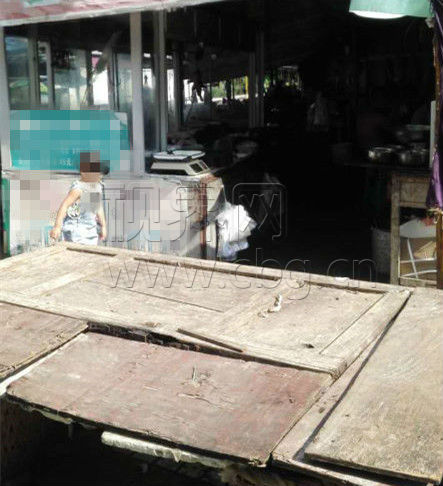 5�qСŮ��������쾚���� ���L������·����u