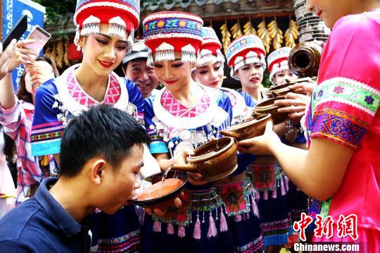 �����l�������˲Űlչ��Ƥ�����ĘI�˿�Ҏģ�U��