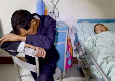 10��25�գ��Ĵ���W(xu��)�A���ڶ��t(y��)Ժ��ͬ���ж��Ġ������ڌO������ǰ��