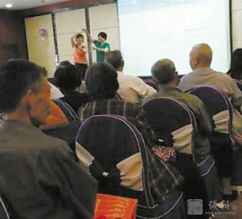 �ܺ�����֮ǰ���µ��v���龰��