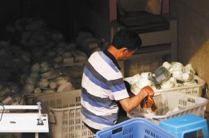 ϴ�빫˾��܇�� ÿ��1.2�f�ײ;�δ�����Ͳ��^