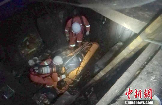 �Ĵ���ؕ�h�l������3������������1��1�ж�