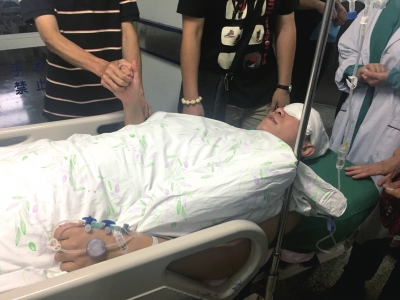 �D���g(sh��)�����܂��񾯱��Ƴ����g(sh��)�ҡ����A�r��ӛ�߷���z