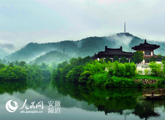 ���·��������`������ƪ�����ǣ����Gɫ���桱����lչ����