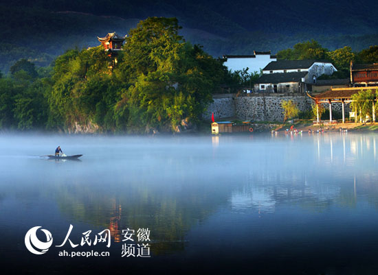 ���·��������`������ƪ�����ǣ����Gɫ���桱����lչ����