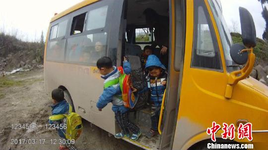 �Ĵ��_(d��)�ݲ�@����У܇(ch��)��(y��n)�س��T����Σ�U(xi��n)�{񂰸