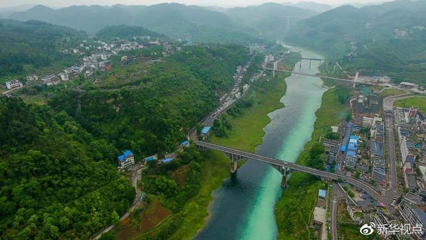 習(xí)近平的長(zhǎng)江情懷