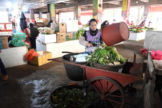 �����T�x�½��ڏV���M�h�������Ј����ռ����������Ͷ�ŵ�����Ͱ�4��12�Քz)�����A��ӛ�� ���A �z