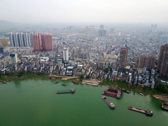 ӛ�ߺ��ĵďV���M�h�h�����ڵؙM��患�4��13�Քz)�� ���A��ӛ�� ���A �z